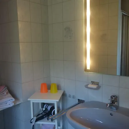 Rooms@no22 *